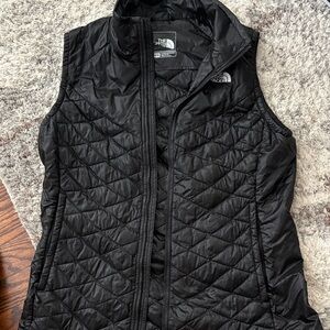 The North Face Women's Black Puffer Vest